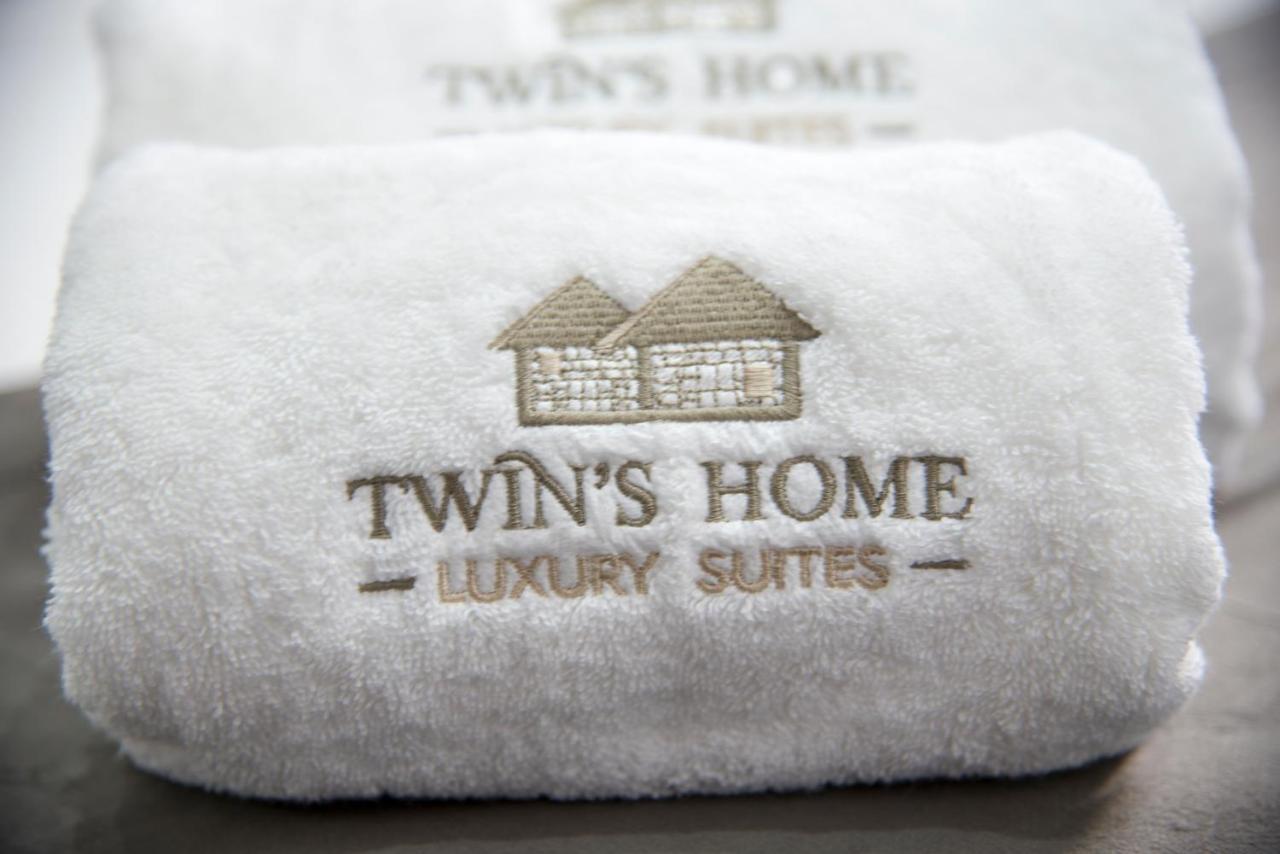 Twin'S Home Luxury Suites Alikianos Exteriör bild