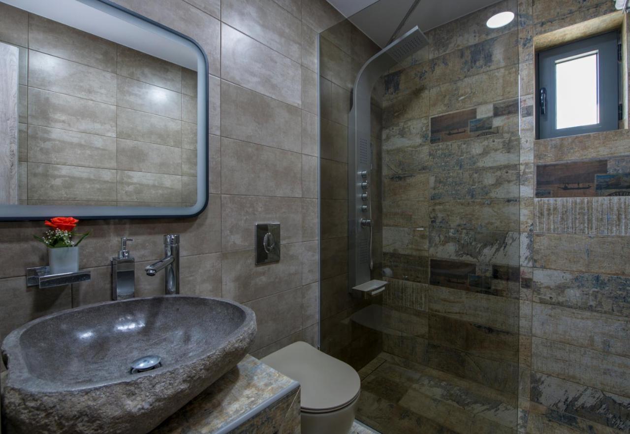Twin'S Home Luxury Suites Alikianos Exteriör bild