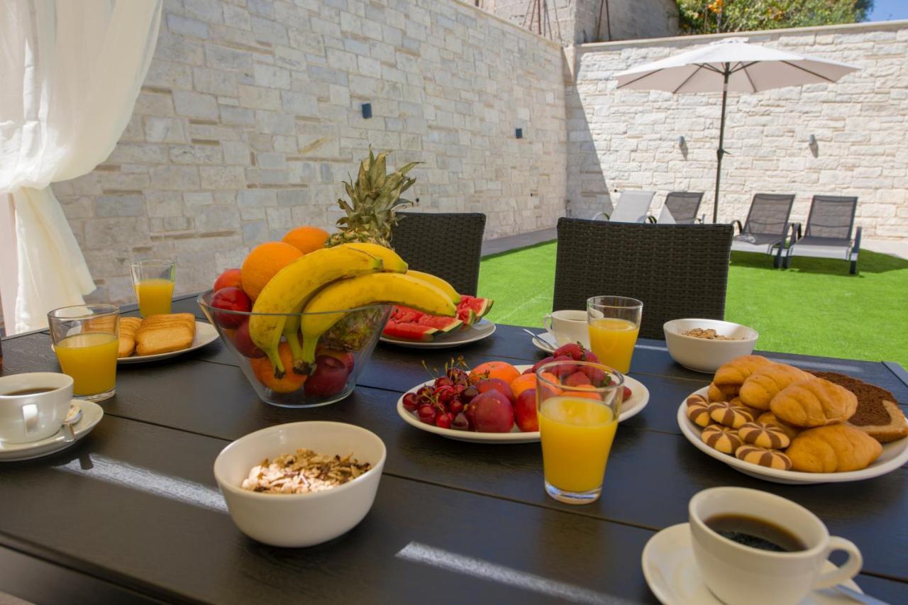 Twin'S Home Luxury Suites Alikianos Exteriör bild