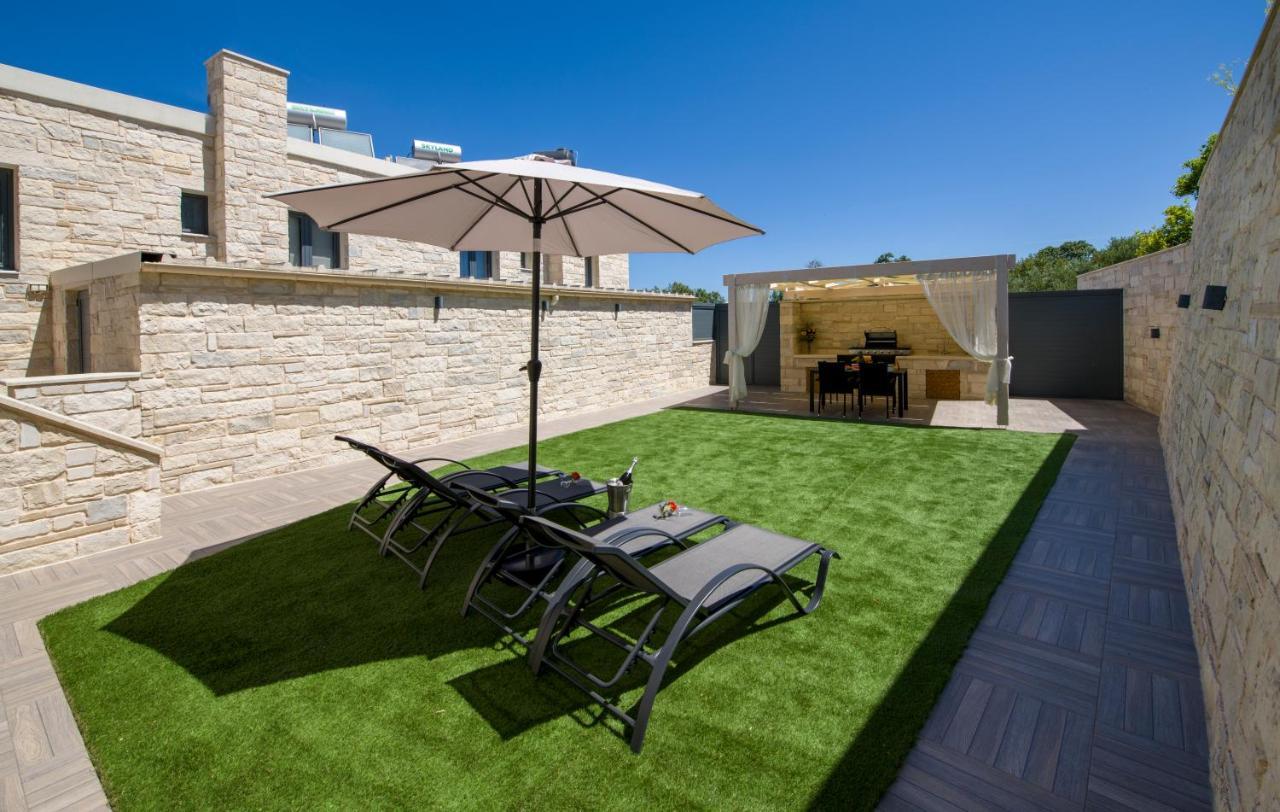 Twin'S Home Luxury Suites Alikianos Exteriör bild
